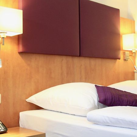 Hotel Niederrad Fráncfort del Meno Habitación foto